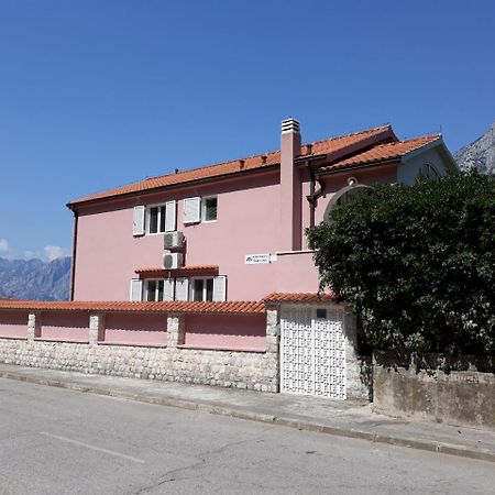 Maritimo Apartments Kotor Exterior photo
