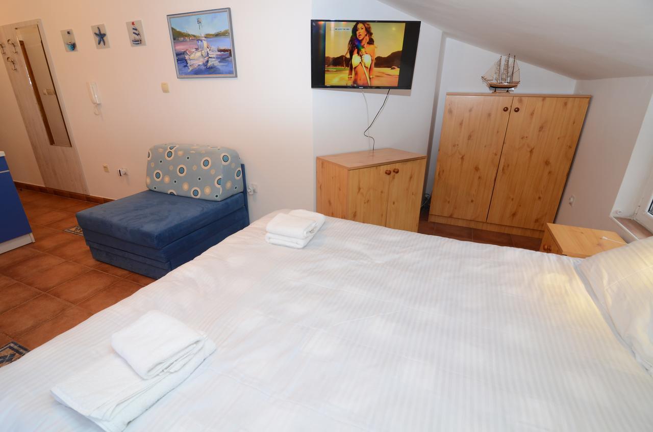Maritimo Apartments Kotor Exterior photo