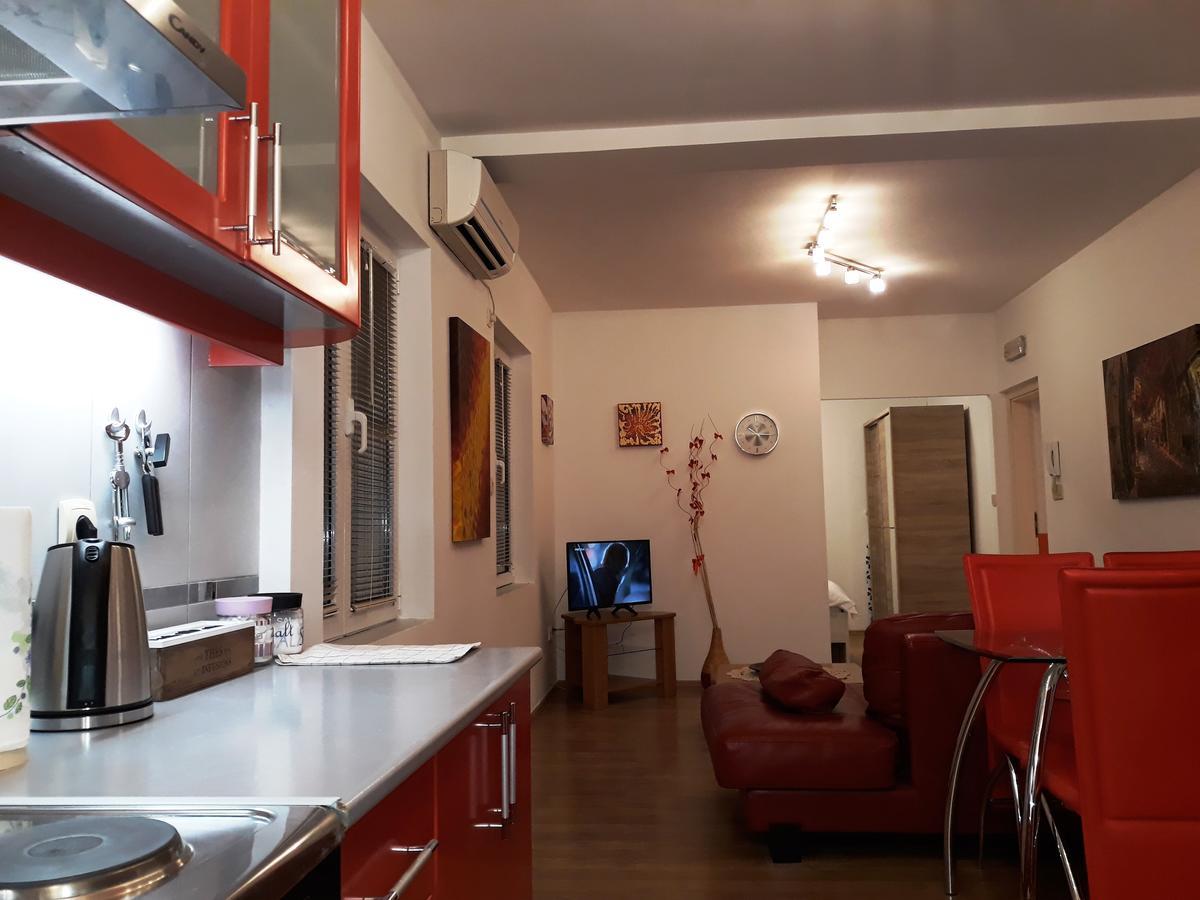 Maritimo Apartments Kotor Exterior photo